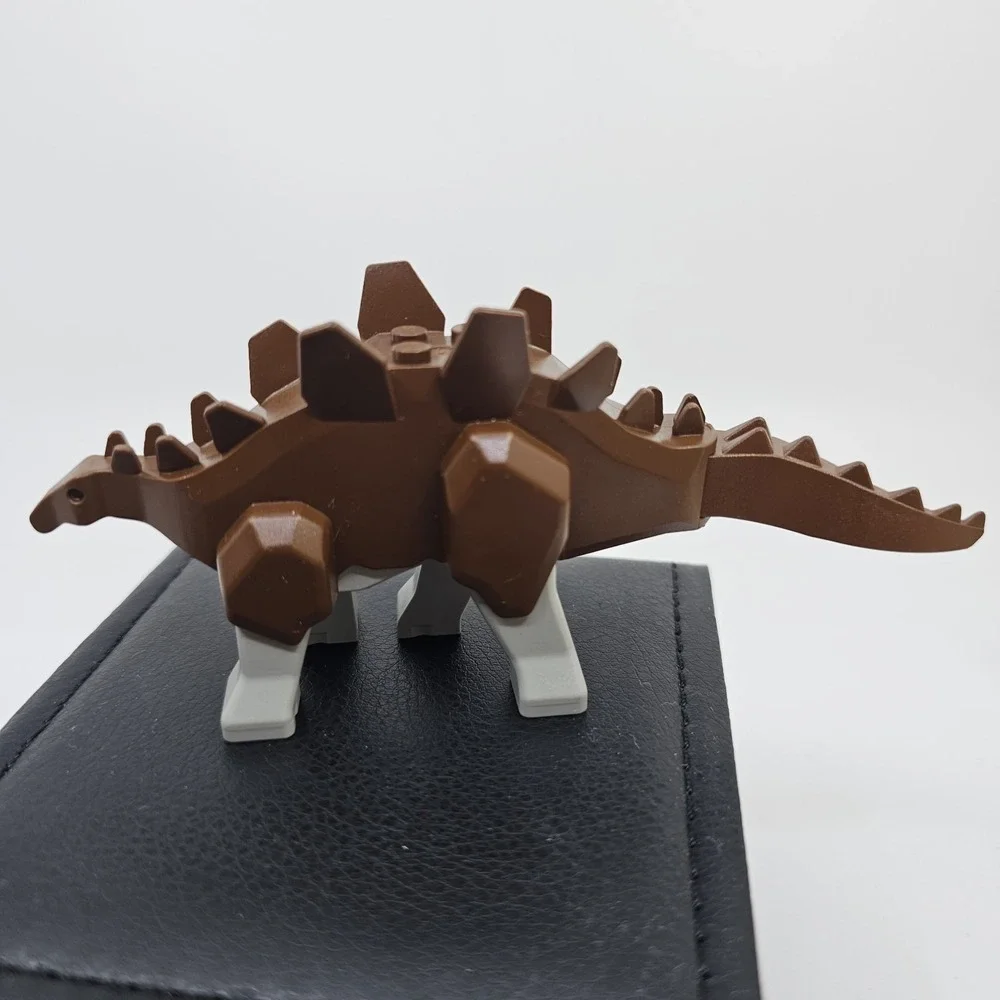 Lego Stegosaurus 5955 with Light Gray Legs Adventurers Dino Island Dinosaur